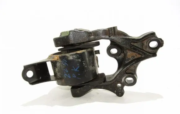 Mercedes-Benz E W212 Engine mount bracket