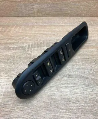 Peugeot 407 Electric window control switch 96468704XT 53269704 Used