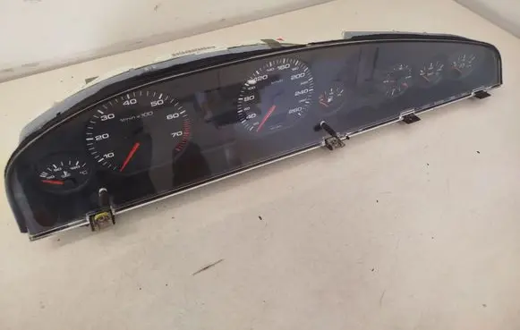 Speedometer (instrument cluster)