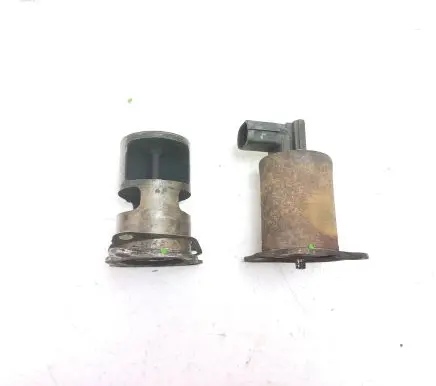 Renault Trafic II (X83) EGR valve 8200229190