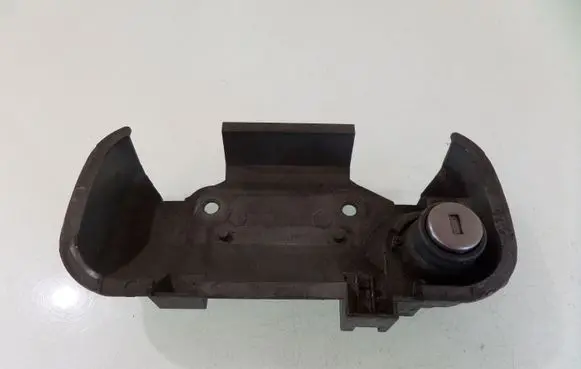 Opel Vectra B Front door lock (next to the handle) GM712
