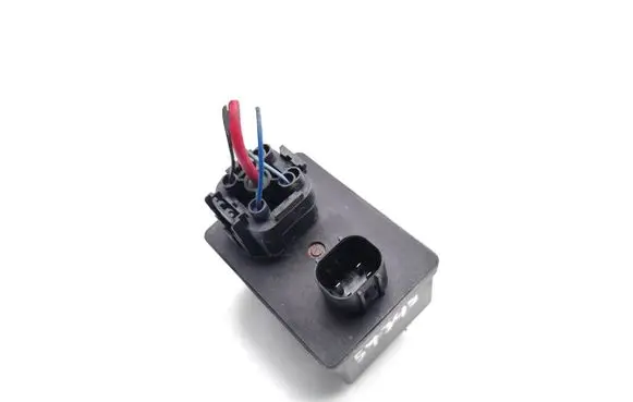 Suzuki SX4 S-Cross Glow plug pre-heat relay 55203394 0281003043