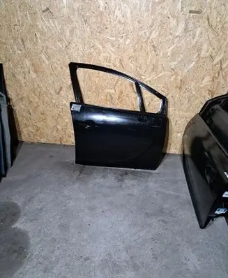 Opel Meriva B Front door 39144652