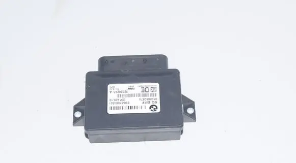 BMW 5 F10 F11 Hand brake control module 6850846