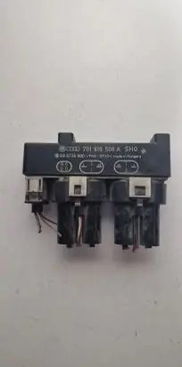 Volkswagen Transporter - Caravelle T4 Coolant fan relay 701919506A 898726000
