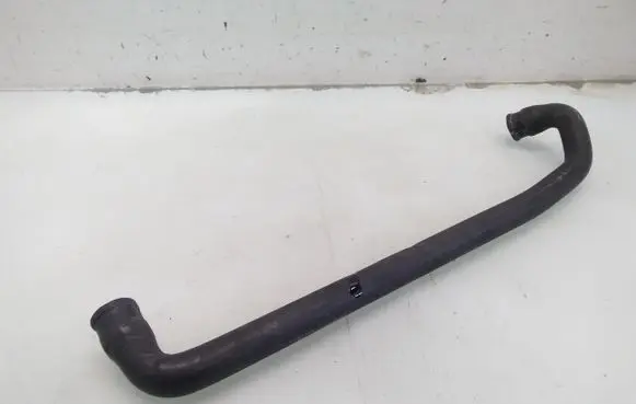 Mercedes-Benz Sprinter W901 W902 W903 W904 Engine coolant pipe/hose