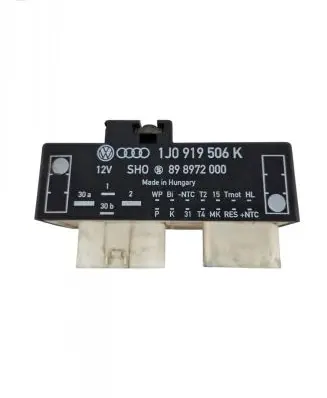Coolant fan relay