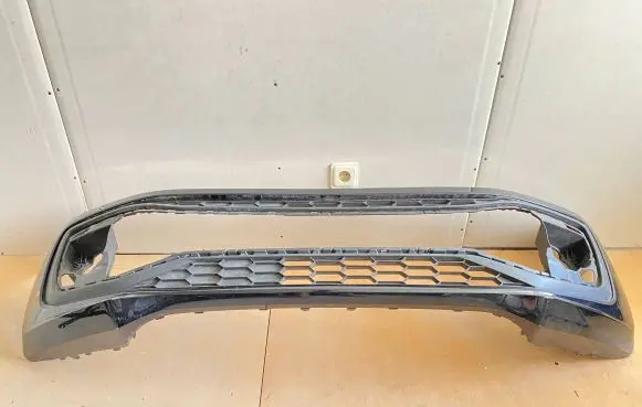 Volkswagen Up Front bumper 1S0807221F