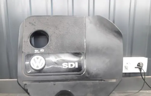 Volkswagen Polo IV 9N3 Engine cover (trim) 038103925EE