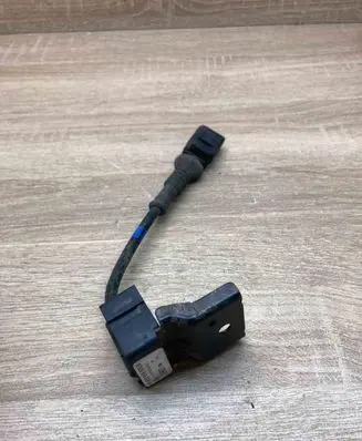 Audi A8 S8 D2 4D ABS wheel speed sensor 4E0616575B 15179200362