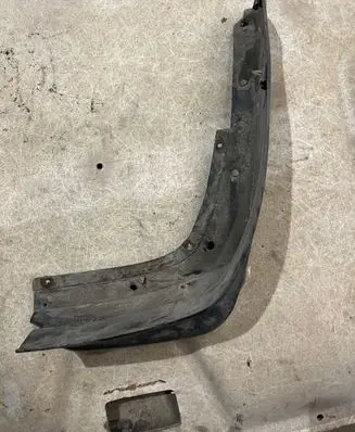 Mitsubishi Pajero Rear bumper corner part panel trim MR478782