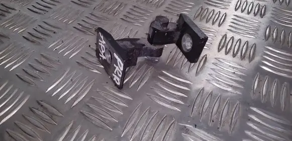 BMW 3 F30 F35 F31 Front door lower hinge 7246068 A047058