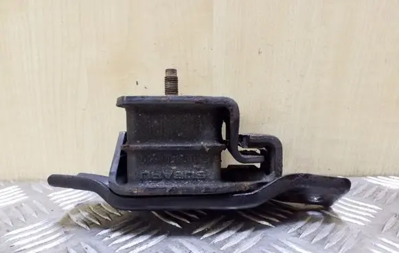 Subaru Forester SF Engine mount bracket 41022FA090