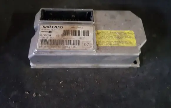 Volvo XC90 Airbag control unit/module P30737501