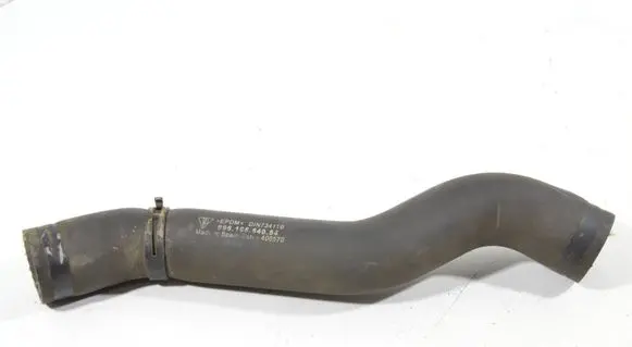 Porsche 911 996 Engine coolant pipe/hose 99610664054
