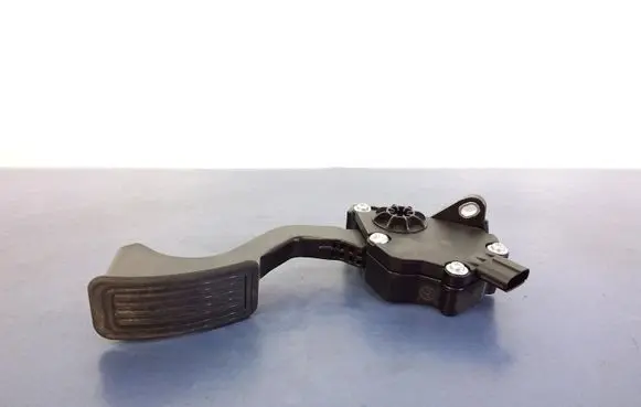 Lexus CT 200H Accelerator throttle pedal 78110-76091
