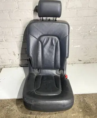 Audi Q7 4L Rear seat 