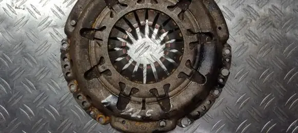 Nissan Almera Tino Pressure plate 