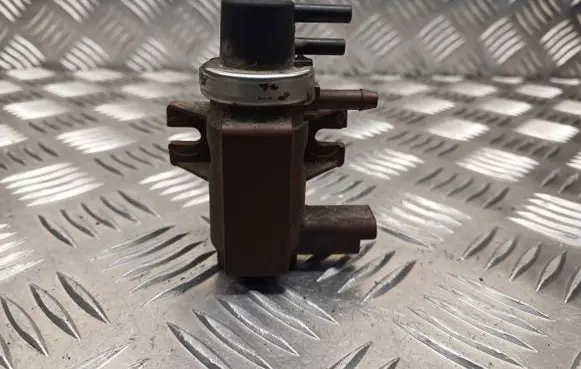 Peugeot 807 Turbo solenoid valve 9652570180