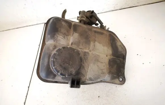 Mercedes-Benz C W203 Coolant expansion tank/reservoir 2035000049