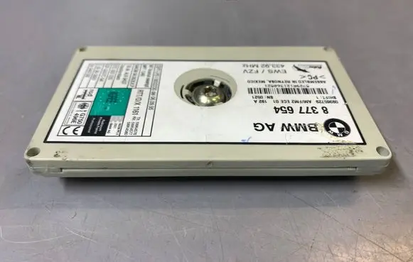 BMW X5 E53 Antenna control unit 8377654 43392MHZ 09365729