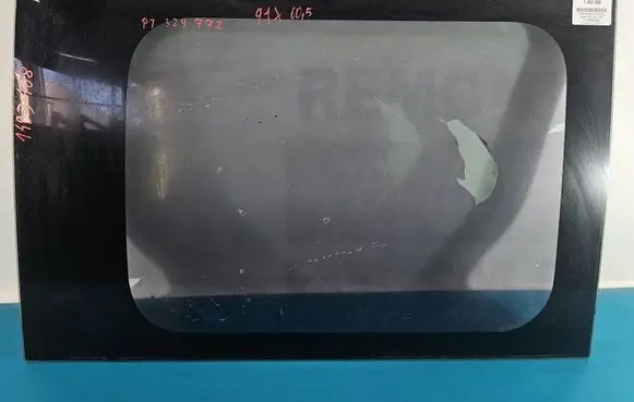 Rear side window