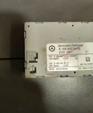 Mercedes-Benz ML W164 Gateway control module A1645403462 A1644420027 A1645403662