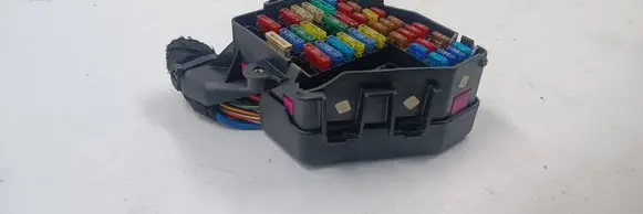 Audi A6 S6 C5 4B Fuse module 0045256985