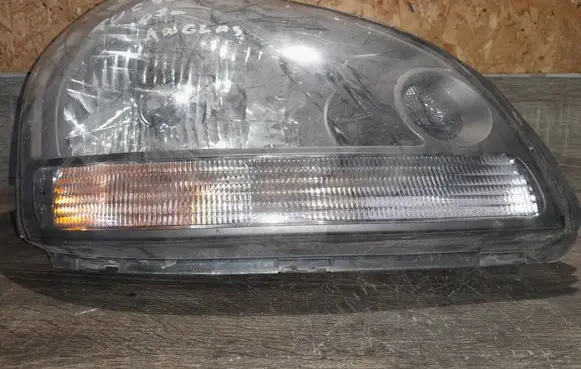 Hyundai Tucson JM Headlight/headlamp 0079