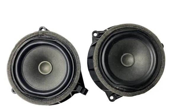 Front door high frequency speaker