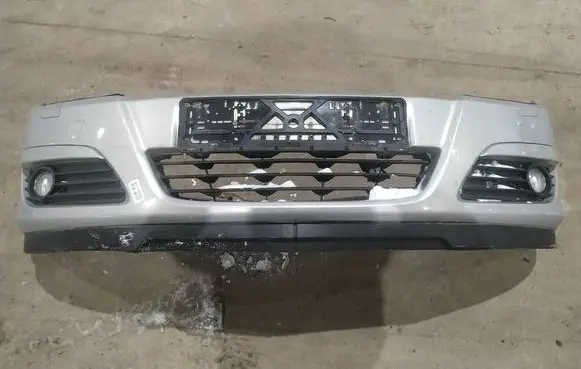 Opel Astra H Front bumper pilkas