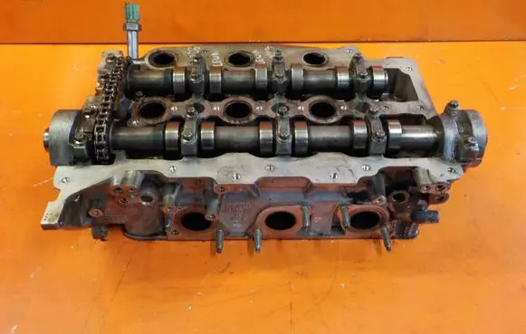 Land Rover Range Rover Evoque L538 Engine head 9X2Q6C064DA 14XZ3