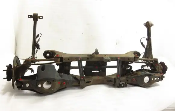 Toyota Avensis T270 Rear beam 