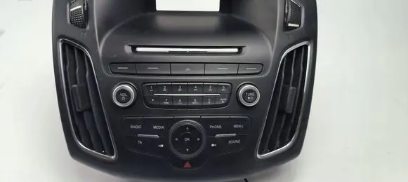 Ford Focus Central console control unit F1ET18K811BD