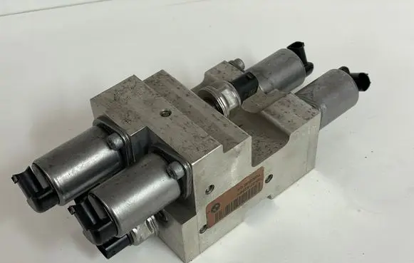 BMW X6 E71 Convertible roof hydraulic pump 6782737 6794578