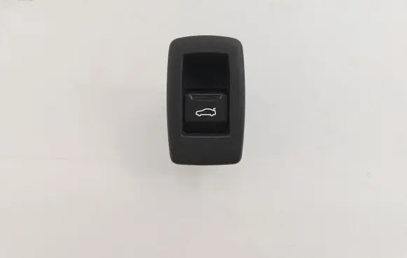 BMW iX1 Tailgate/boot open switch button 5A2BCB602