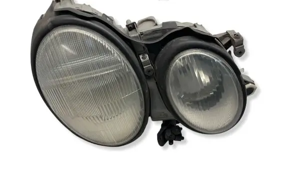 Mercedes-Benz CLK A208 C208 Headlight/headlamp 147552