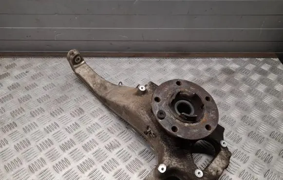Porsche Cayenne (92A) Front wheel hub 7P0407246A 7P0407246