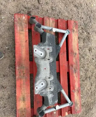 BMW iX3 Engine mounting bracket
