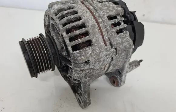 Volkswagen Fox Generator/alternator 045903023