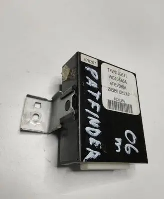 Nissan Pathfinder R51 Other control units/modules 285E0EB31B 1020365 6FE5580A