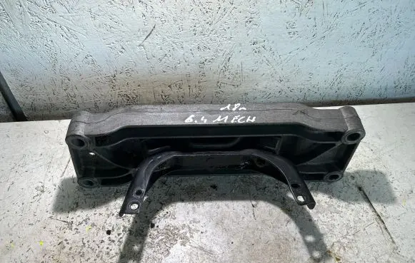 Dodge Challenger Gearbox mounting bracket
