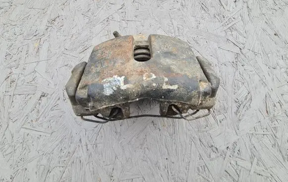 Volkswagen PASSAT B6 Front brake caliper