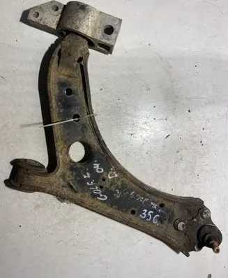 Volkswagen Golf V Front lower control arm/wishbone