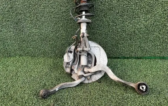 BMW 5 E60 E61 Front wheel hub spindle knuckle 31306769021 31216760953