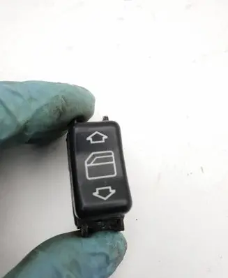 Mercedes-Benz E W124 Electric window control switch 1408210151KZ