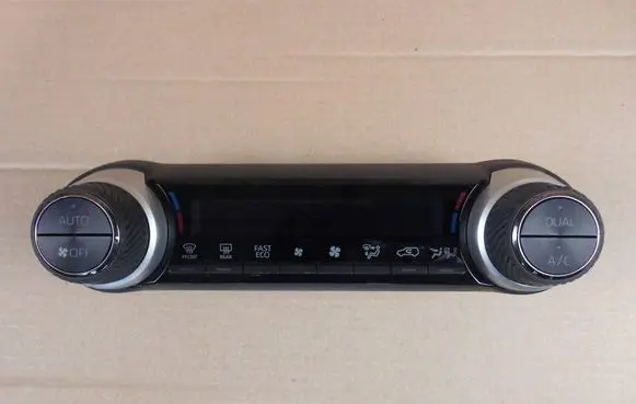 Toyota RAV 4 (XA50) Climate control unit 5590042580