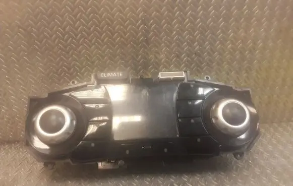 Nissan Juke I F15 Interior fan control switch 24845BV82A