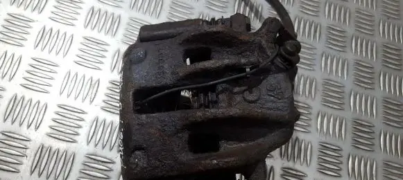 Peugeot 406 Front brake caliper