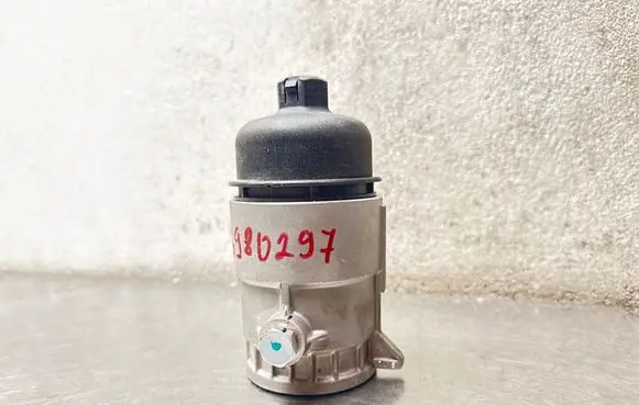 Opel Antara Oil filter cover 96440302